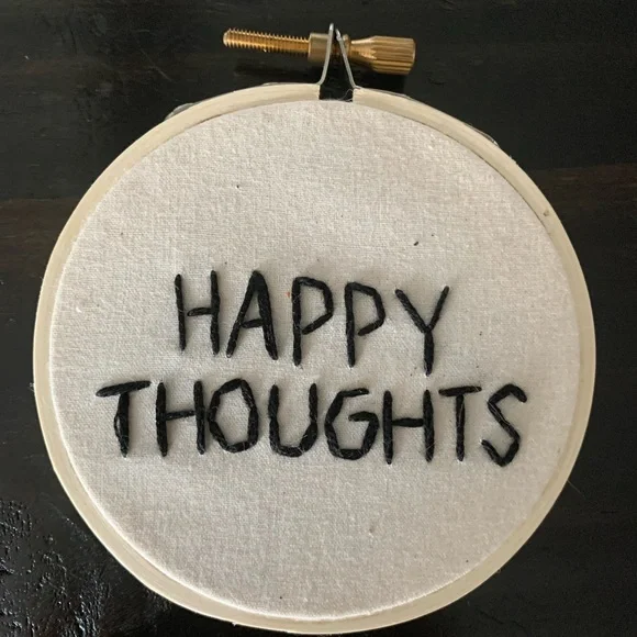 Happy Thoughts Small Loom - Picture 2 of 6